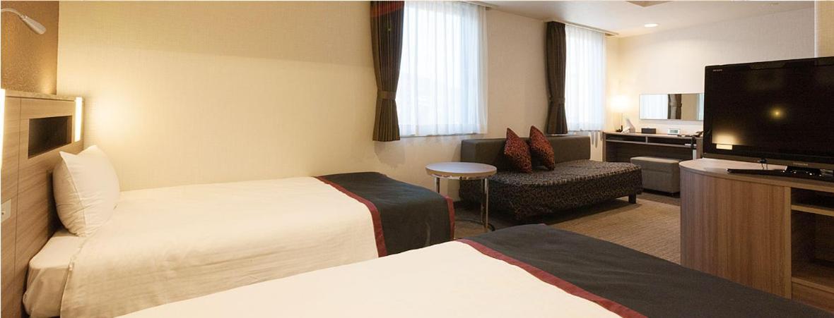Onomichi Kokusai Hotel Экстерьер фото