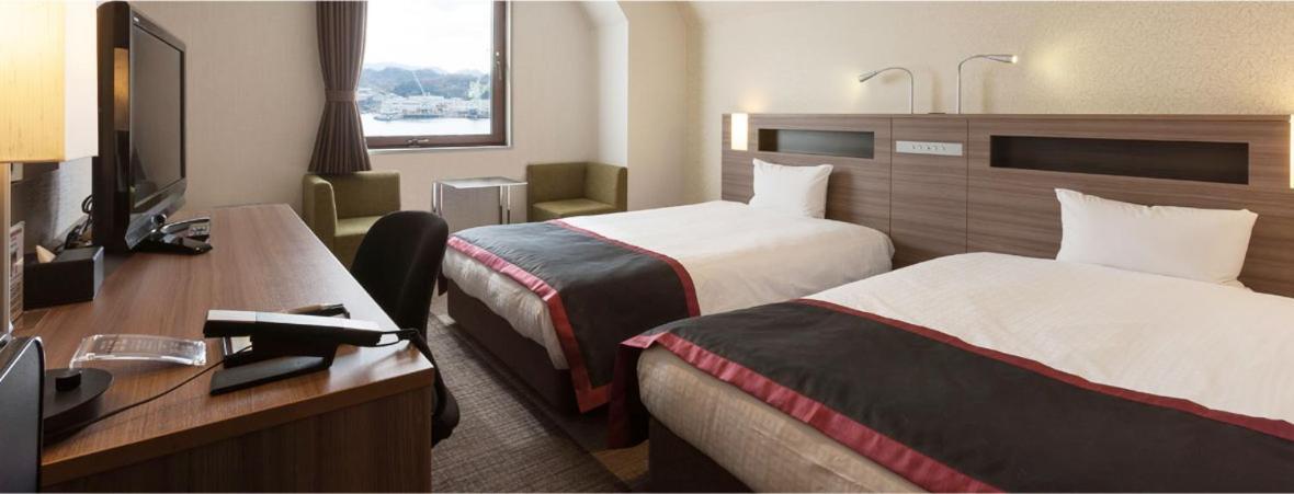 Onomichi Kokusai Hotel Экстерьер фото
