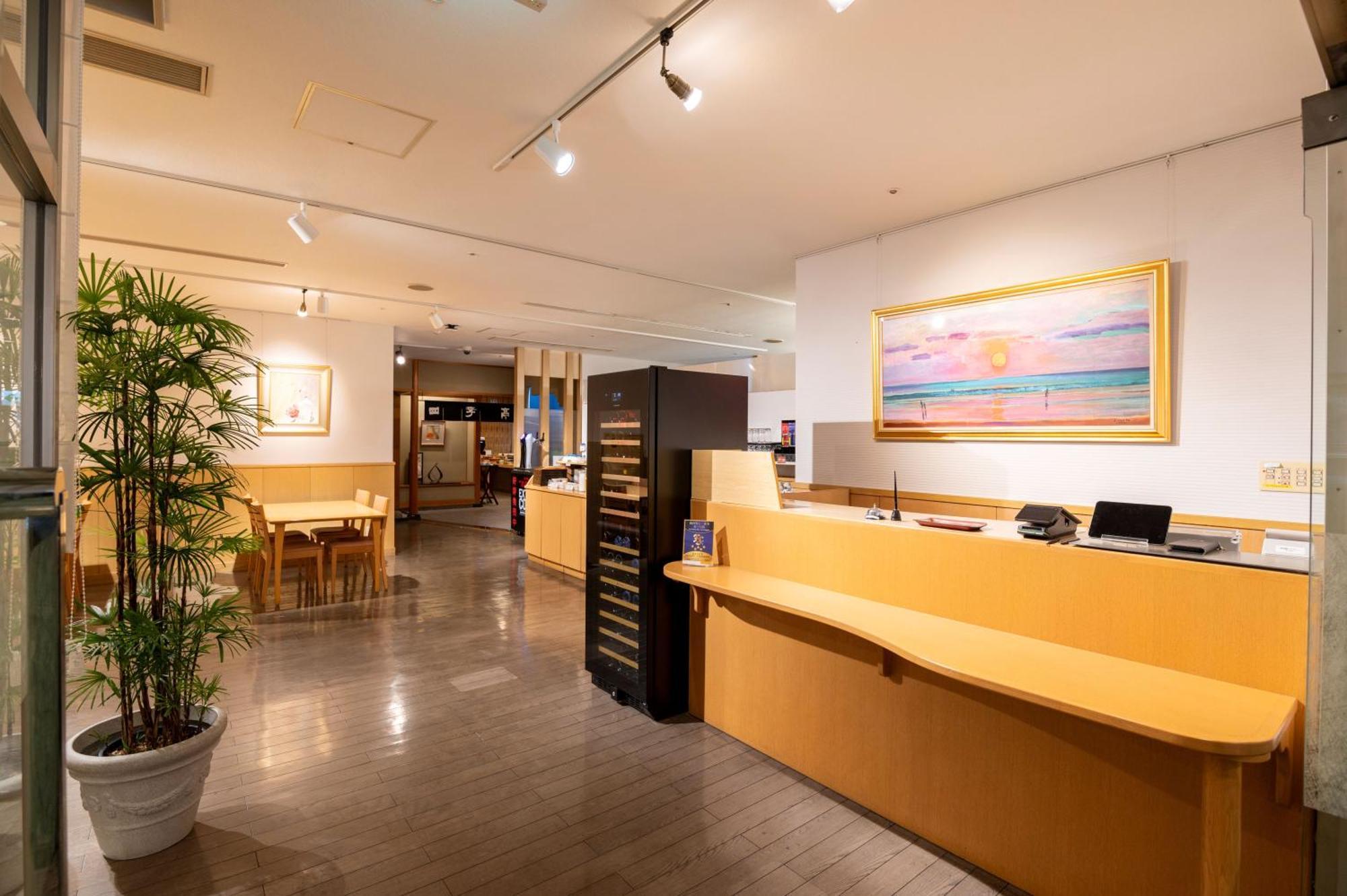Onomichi Kokusai Hotel Экстерьер фото